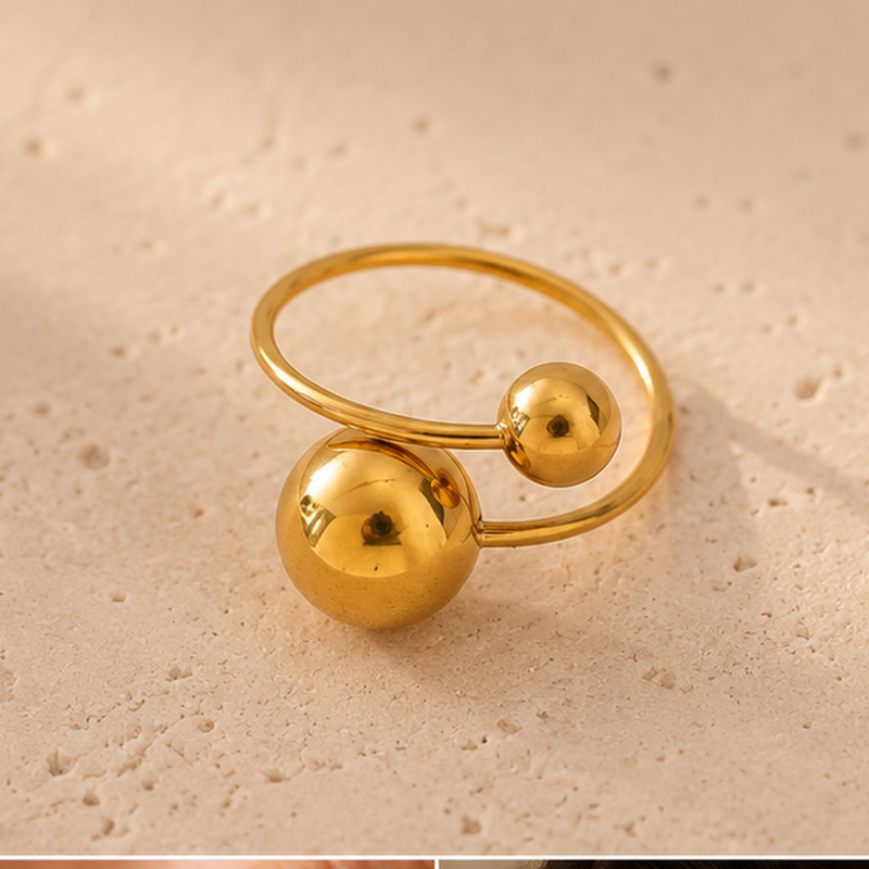 Globo Double Sphere Ring