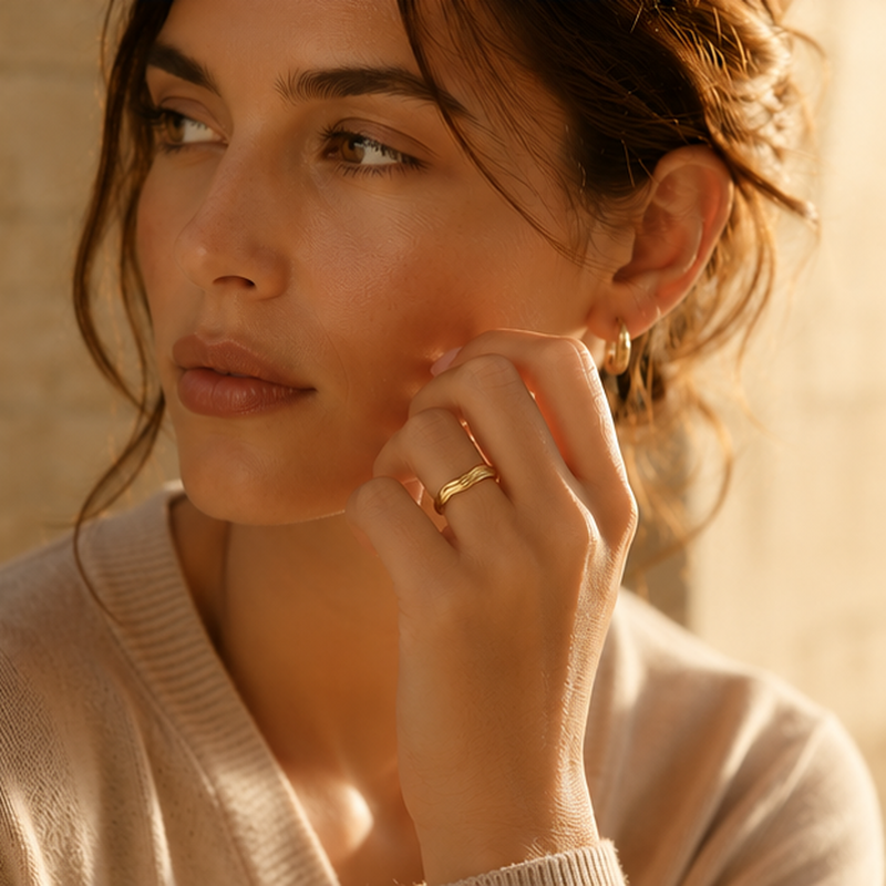 Marea Organic Band Ring — detail view