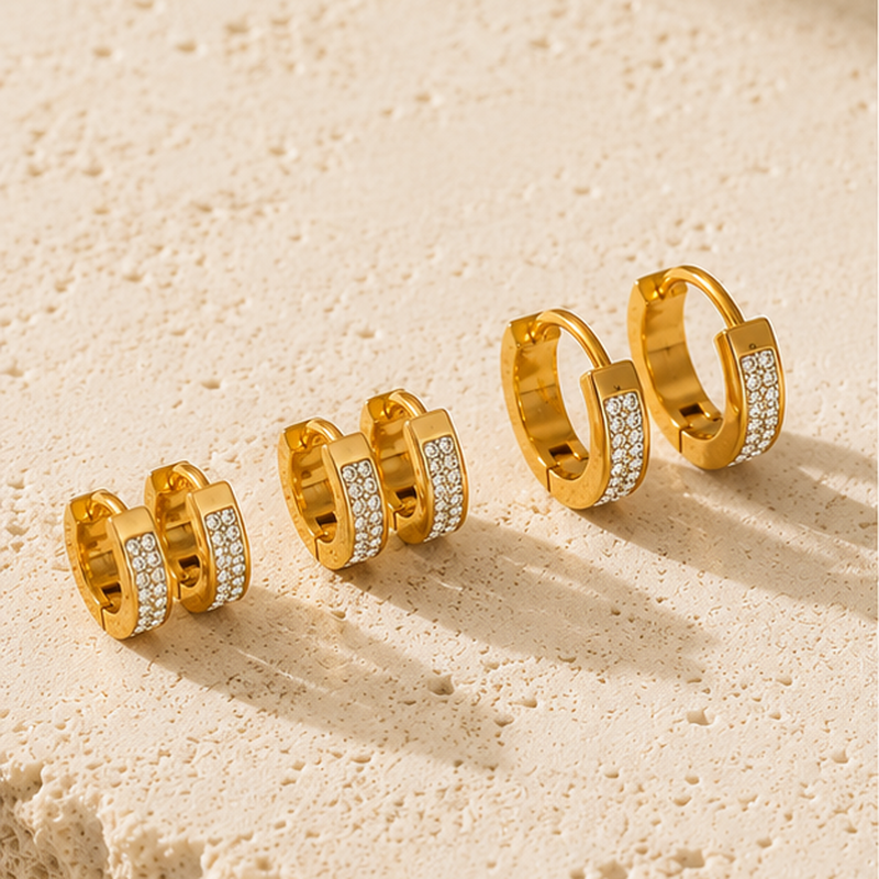 Scala Pavé Huggie Set