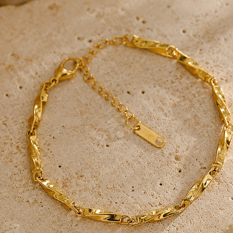 Torchio Twisted Link Bracelet