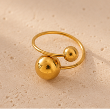 Globo Double Sphere Ring
