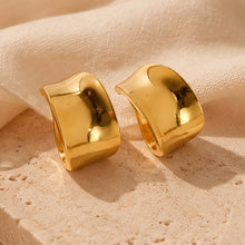 Duna Dome Hoop Earrings