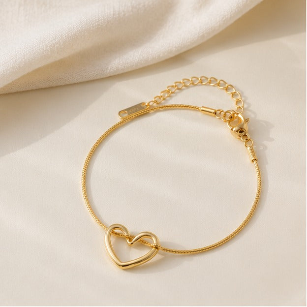 Amara Heart Bracelet