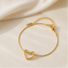 Amara Heart Bracelet