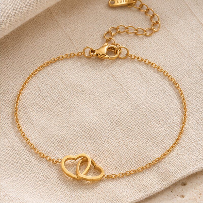 Amore Linked Hearts Bracelet