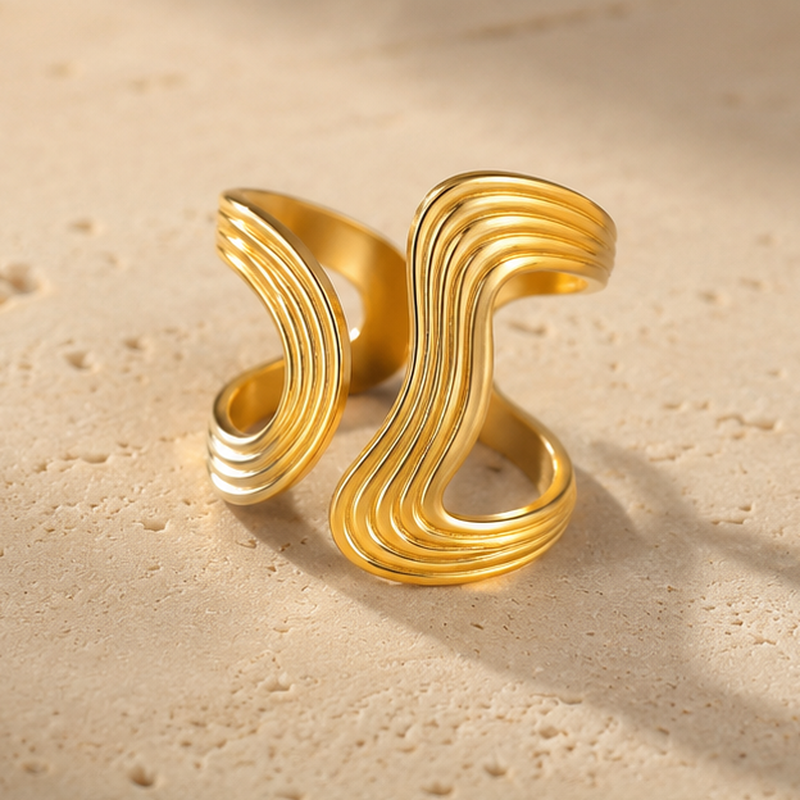 Riccio Ridged Wave Ring