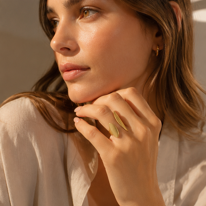 Seme Double Oval Ring — detail view